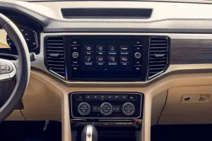 شاشة فولكس واجن تيرامونت 2022‎‎