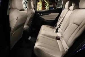 مقاعد سوبارو إمبريزا 2022‎‎ الخلفية