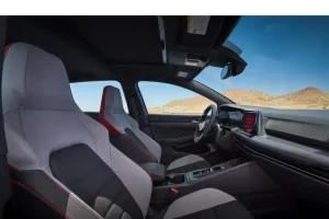 مقاعد فولكس فاجن GTI 2022‎‎ الأمامية
