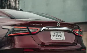 خلفية نيسان ماكسيما 2022