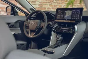 شاشة تويوتا فينزا 2022‎‎