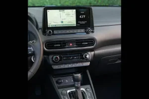 شاشة هيونداي كونا 2022‎‎