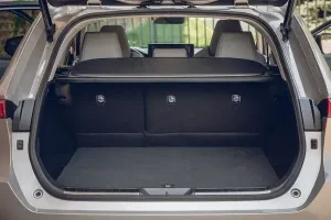 صندوق تحميل تويوتا فينزا 2022‎‎