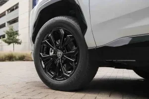 عجلة تويوتا RAV4 2022