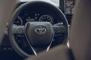 عجلة قيادة تويوتا فينزا 2022‎‎