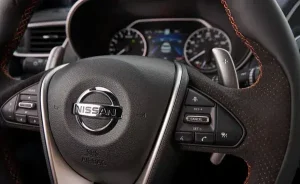 عجلة قيادة نيسان ماكسيما 2022