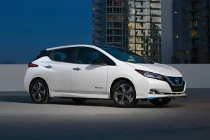 نيسان ليف 2022‎‎