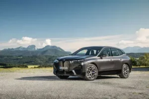 بي إم دبليو iX 2022