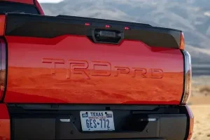 خلفية تويوتا تندرا 2022