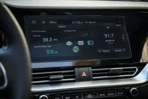 شاشة كيا نيرو 2022