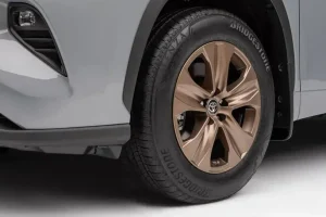 عجلة تويوتا هايلاندر هايبرد 2022