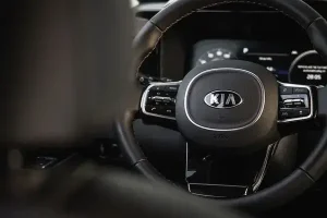 عجلة قيادة كيا سورينتو هايبرد 2022