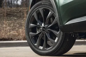 عجلة كيا سورينتو 2022