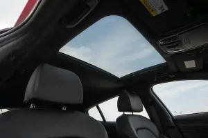 فتحة سقف كيا ستينجر 2022