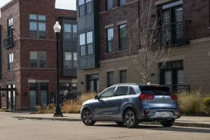 خلفية كيا نيرو 2022