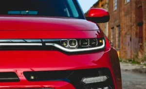 مصابيح كيا سول 2022 الأمامية