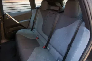 مقاعد بي إم دبليو iX 2022 الخلفية