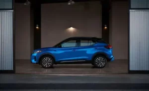 جانب نيسان كيكس 2022