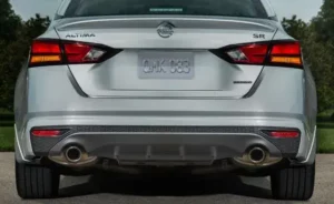 خلفية نيسان ألتيما 2022