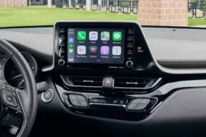 شاشة تويوتا 2022 C-HR