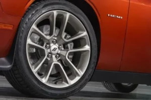 عجلة دودج تشالنجر 2022