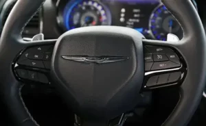 عجلة قيادة كرايسلر 300 2022