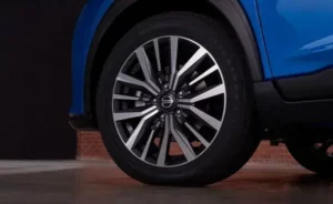 عجلة نيسان كيكس 2022