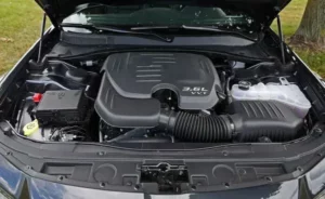 محرك كرايسلر 300 2022