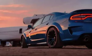 مصابيح دودج تشارجر 2022 الخلفية