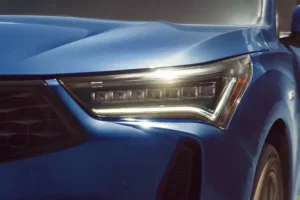 مصابيح أكيورا RDX 2022 الأمامية