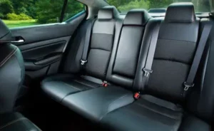 مقاعد نيسان ألتيما 2022 الخلفية