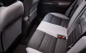 مقاعد نيسان كيكس 2022 الخلفية