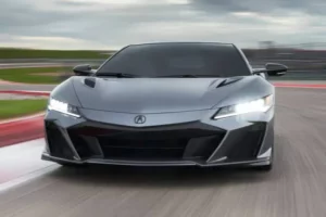 مقدمة أكيورا NSX 2022