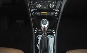 ناقل حركة بويك انكور 2022