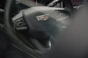 عجلة قيادة كاديلاك CT4 2022