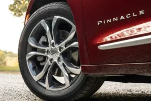 عجلة كرايسلر باسيفيكا 2022