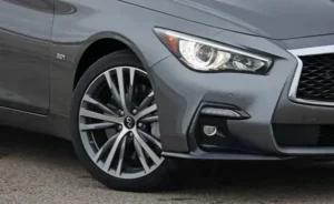 مصابيح إنفينيتي Q50 2022 الأمامية