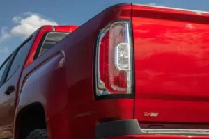 مصابيح جي إم سي كانيون 2022 الخلفية