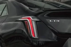 مصابيح كاديلاك CT4 2022 الخلفية