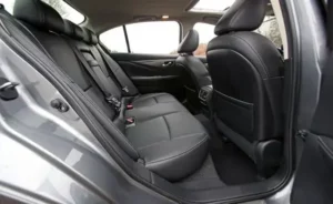 مقاعد إنفينيتي Q50 2022 الخلفية