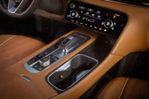 ناقل حركة إنفينيتي QX60 2022