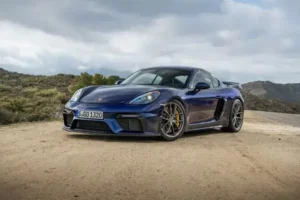 بورش كايمان 2022