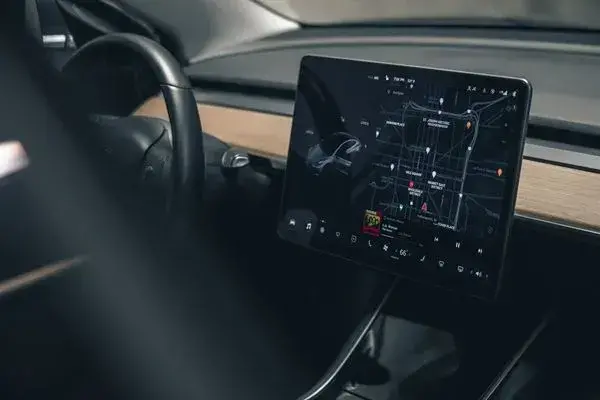 2022 Tesla Model 3 screen