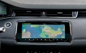 شاشة لاند روفر رينج روفر إيفوك 2022