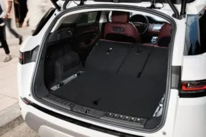 صندوق تحميل لاند روفر رينج روفر إيفوك 2022 مع طي المقاعد