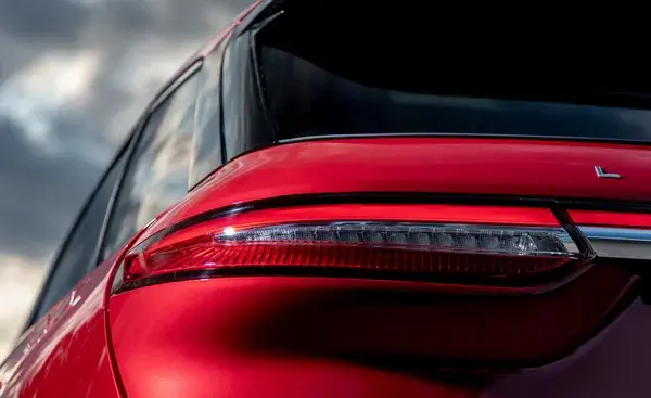 2022 Lincoln Corsair taillights
