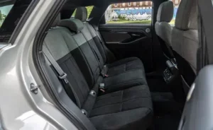 مقاعد لاند روفر رينج روفر إيفوك 2022 الصف الثاني