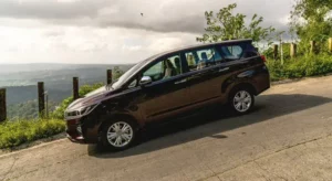 جانب تويوتا إنوفا 2022