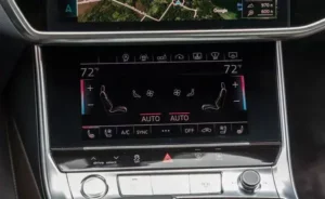 شاشة أودي A6 2022