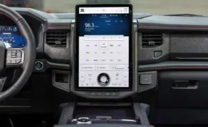 شاشة فورد اكسبدشن 2022